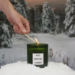 331 Winter Pine Candle 260gr