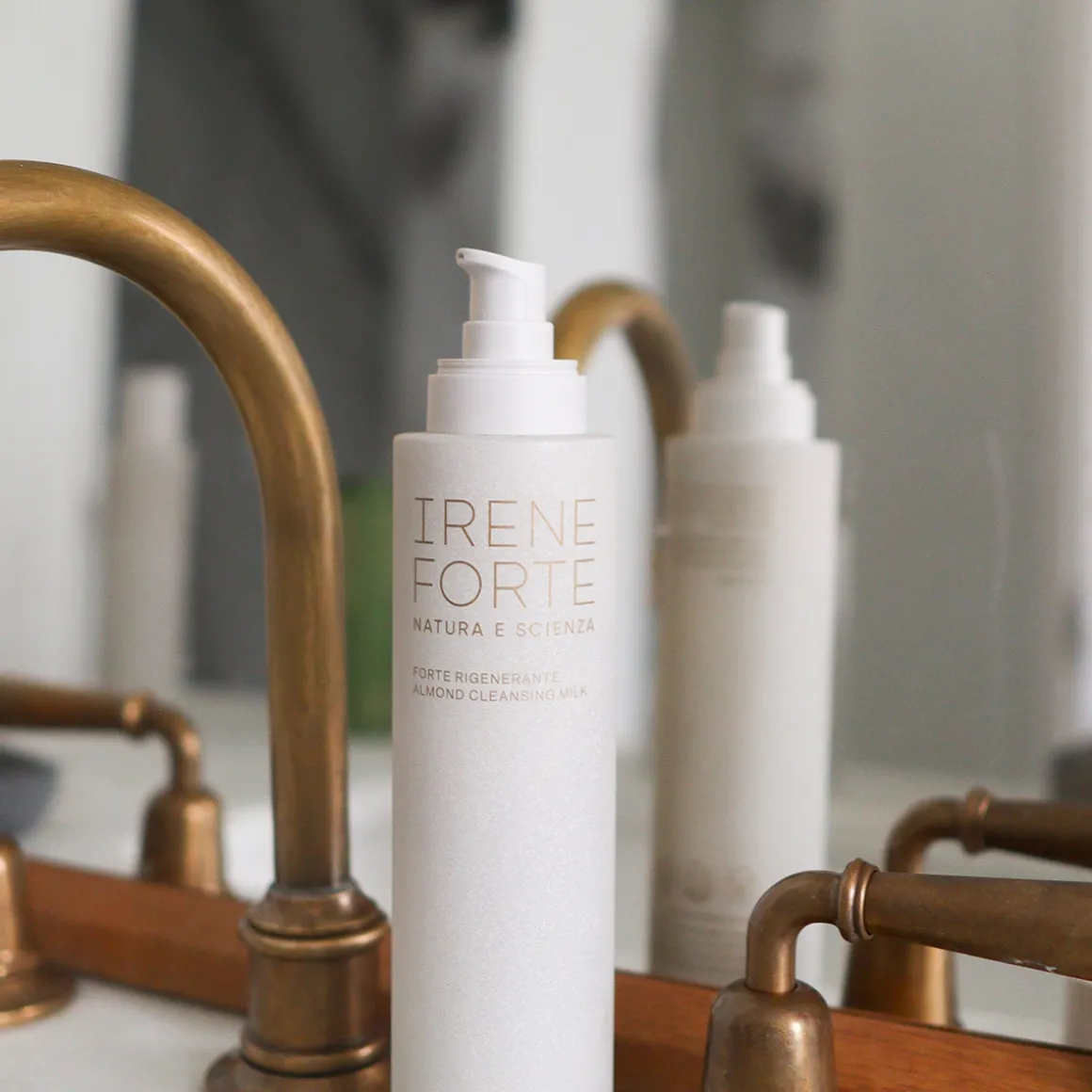 Almond Cleansing Milk 200ml